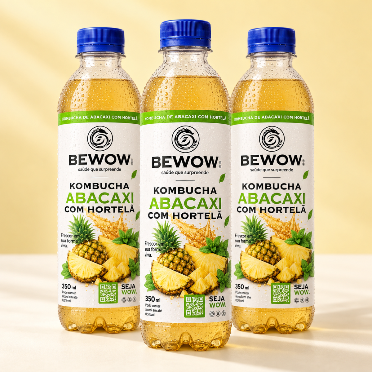 Três garrafas de kombucha Bewow Abacaxi com Hortelã de 350 ml
